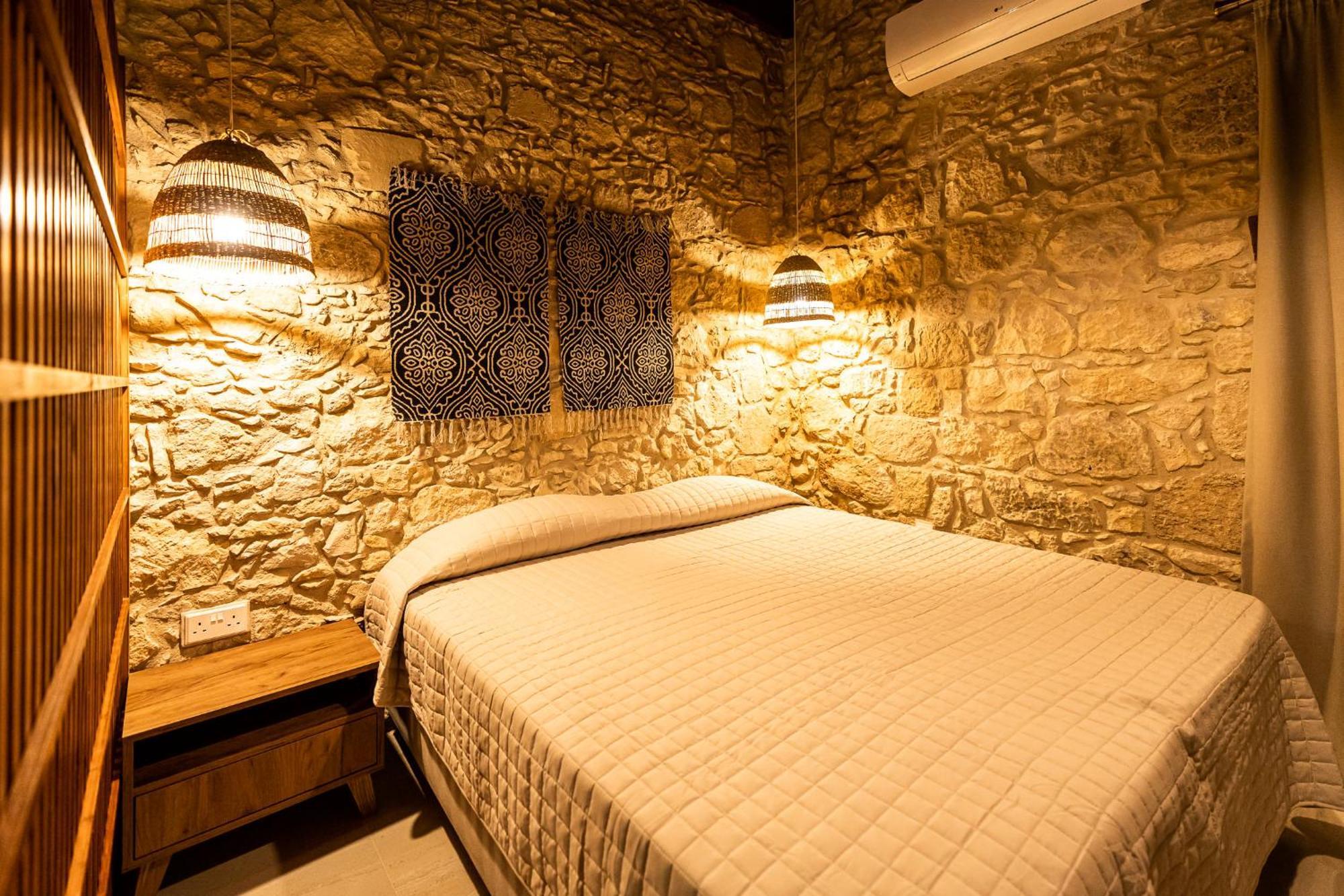 Harma Traditional Boutique Suites Paphos Phòng bức ảnh