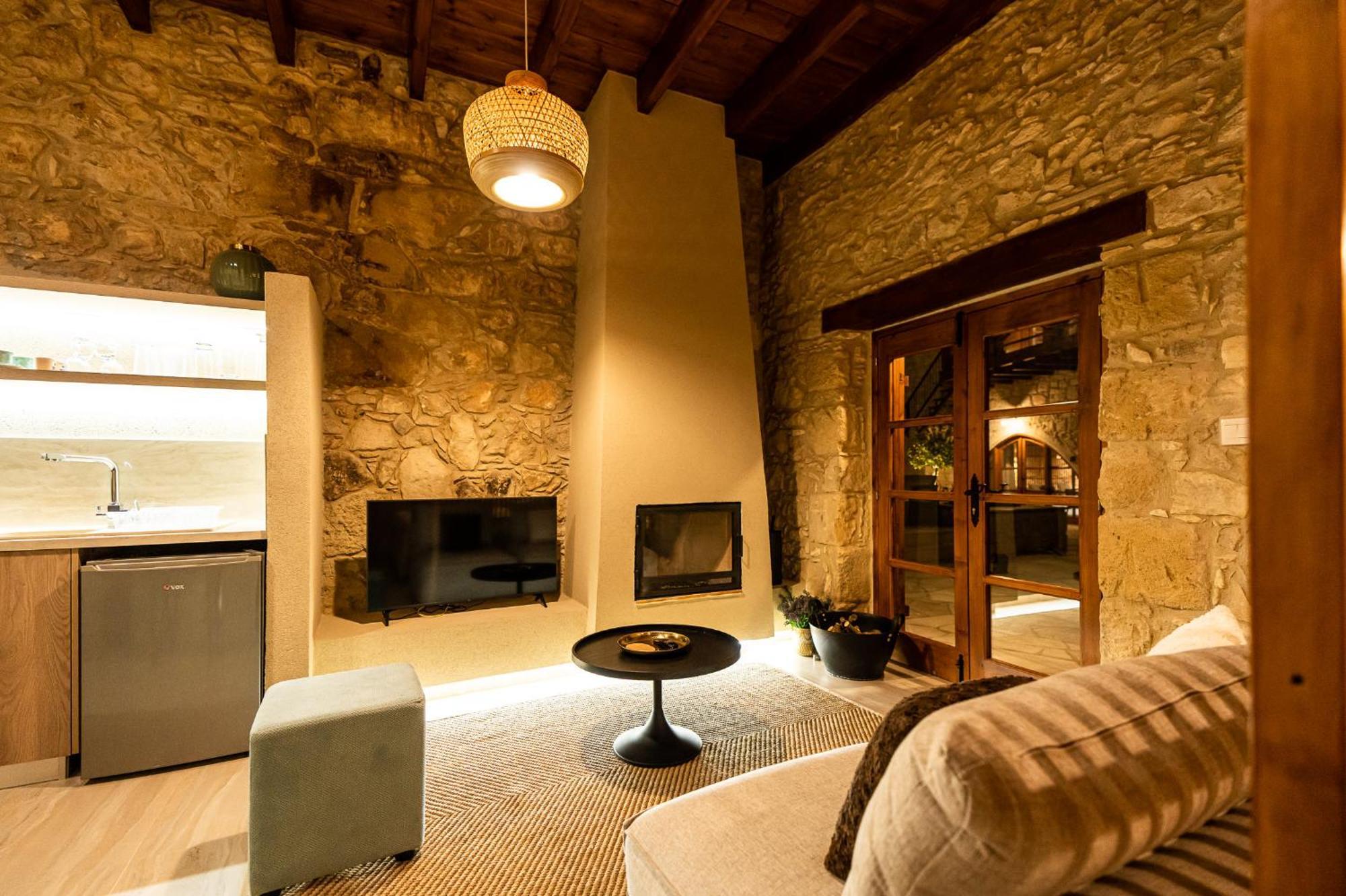 Harma Traditional Boutique Suites Paphos Ngoại thất bức ảnh